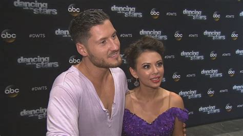 Video Janel Parrish Val Chmerkovskiy Talk Dancing With The Stars Week 3 Abc7 Los Angeles