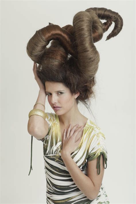 Https://wstravely.com/hairstyle/avant Garde Horn Hairstyle