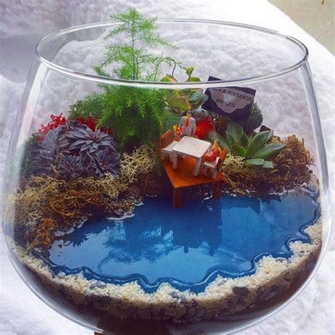 41 Unconventional And Beautiful Terrarium Decoration Ideas