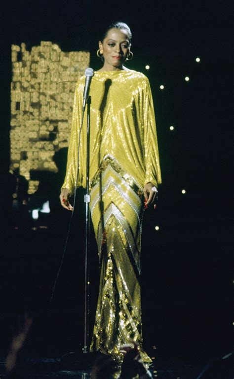 Diana Ross Outfits
