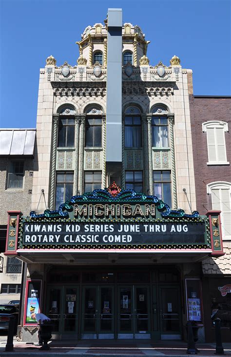 We're excited to be able to offer you a curated selection of great arthouse films that you can watch safely from your homes. Michigan Movie Theatres | RoadsideArchitecture.com