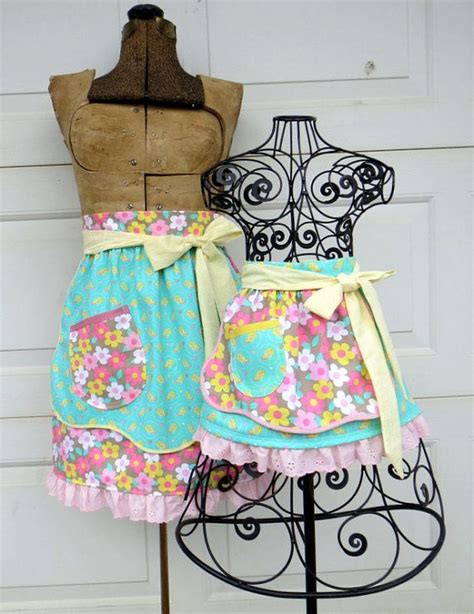 Mother Daughter Easter Aprons Matching Apron Set By Aprons2tie4 3200