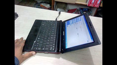 Teknolojinin hızına yetişmeye çalışan laptop ve notebook üreticileri fiyat. Samsung NP-N100 Mini Laptop Hands on & Review - YouTube