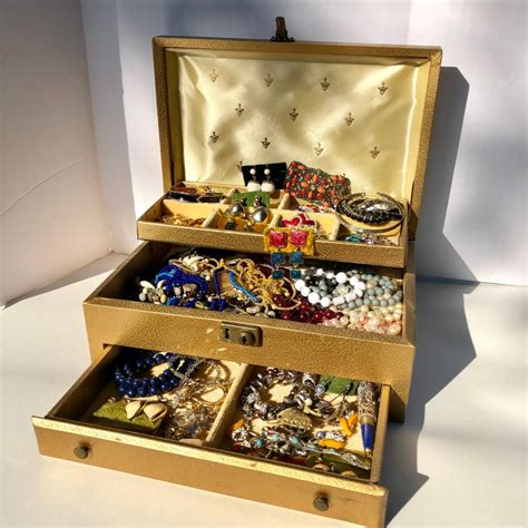 Sold Price Vintage Jewelry Box Filled With Vintage Jewelry October 4