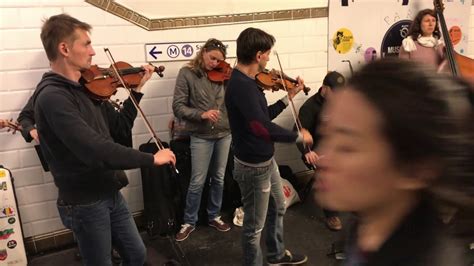 Street Performers In The Paris Metro Youtube