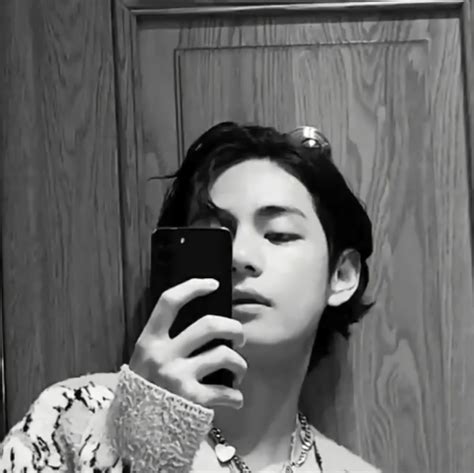 Taehyung Selfie Mirror Scenes Mirrors Selfies