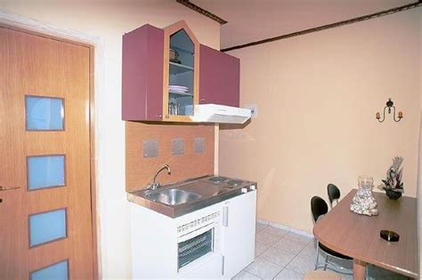 Πευκί ξενοδοχεία, κατάλογος διαμερίσματα, πευκί οδηγός ξενοδοχείων λίστα ξενοδοχείων πευκίεύβοια. Posidonio Studios πευκί εύβοια - EviaGreece