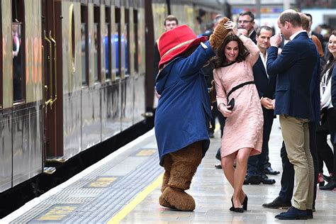 Heres Kate Middleton Dancing With Paddington Bear Elle Canada