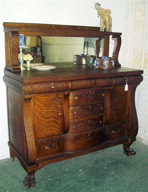 Gorgeous Early American Tiger Oak Sideboard Beautiful Condition With