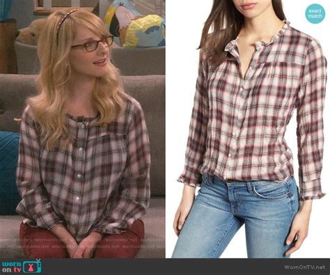 Wornontv Pennys White Floral Sweater On The Big Bang Theory Kaley