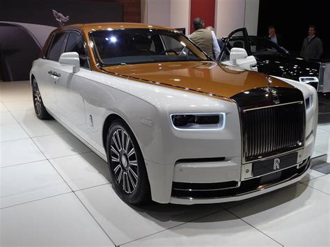 20 Rolls Royce Ghost Extended Length Sinopsis Korea