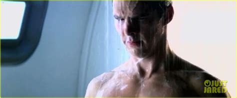 Benedict Cumberbatch Shirtless Shower Scene For Star Trek Photo