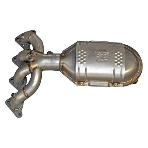 Dec Hy1724 Exhaust Manifold With Integrated Catalytic Converter
