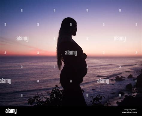 Baby Bump Silhouette High Resolution Stock Photography And Images Alamy