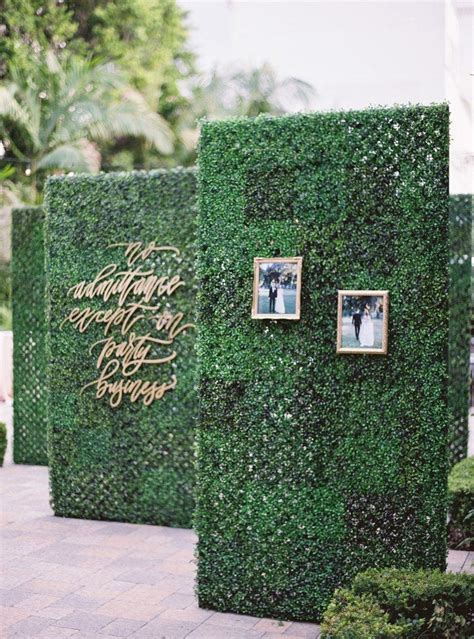 Wedding Decor Obsession Alert Boxwood Hedge Walls