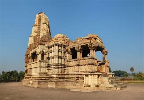 20 Famous Monuments Of India Historical Monuments Of India Treebo