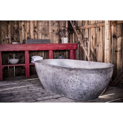 These stunning freestanding bathtubs are composed of an expert blend of cement and other materials, culminating in the work of art you will receive. Concrete Bathtub Bathroom Bath In Cement UK