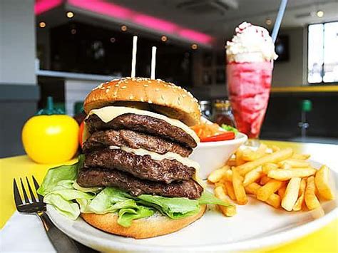 Tinseltown American Diner | American diner, Amazing burger, London lunch