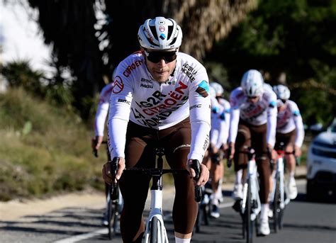 Cyclisme Tour Du Poitou Charentes Marc Sarreau Premier Leader