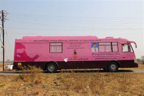 Model Name Number 4200 To 4500 Mm Wb Cancer Detection Screening Van 8 10 Peoples Diesel At Rs