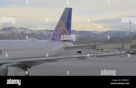 United Airlines Flight At Reno Tahoe International Airport Stock Video