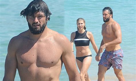 Australian Rugby Star Adam Ashley Cooper Emerges From The Ocean Daily Mail Online