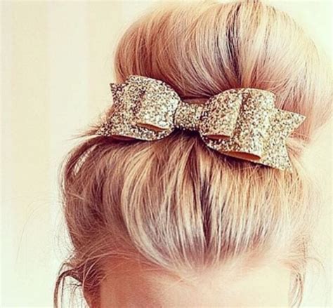 These curls are totally stylish and fun. 20 Christmas Hairstyles To Rock This Holiday Season
