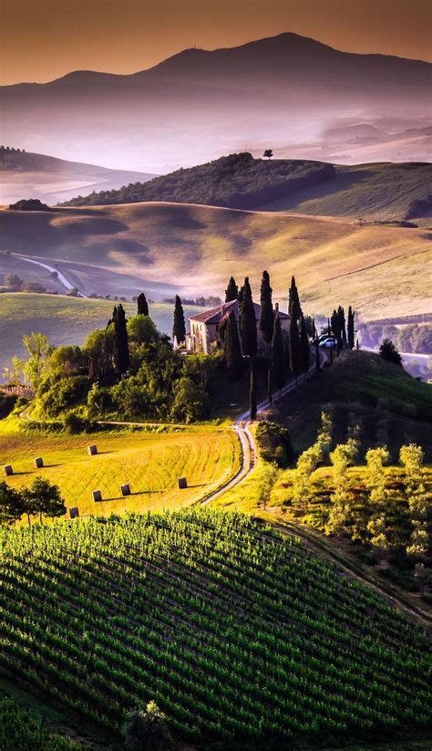 15 Most Colorful Shots Of Italy Tuscany Landscape Places To Travel