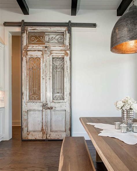 Ideas Of How To Introduce Barn Doors In A Modern Home