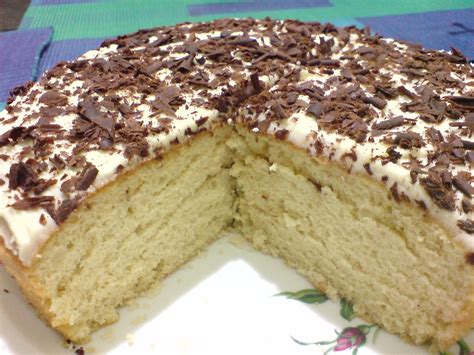 Niharis Cookbook Sponge Cake With Vanilla Butter Cream Frosting And