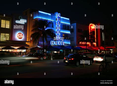 Ocean Drive Miami Night Scene Stock Photo Alamy