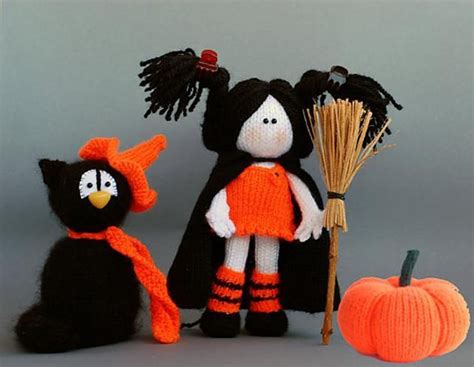 20 Premium Spooky Halloween Knitting Patterns To Enjoy