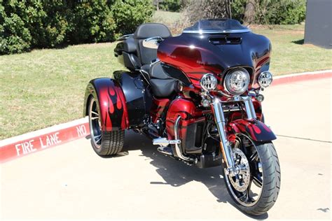 2022 Harley Davidson Trike Cvo Tri Glide Texas Harley