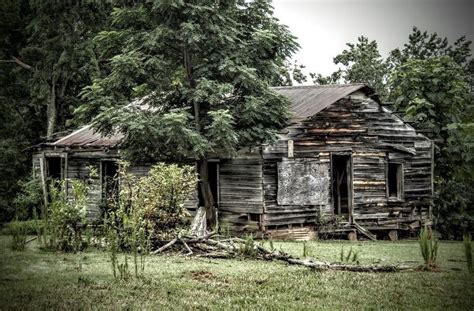 Old homestead / ClickASnap | Homesteading, Country house, House styles