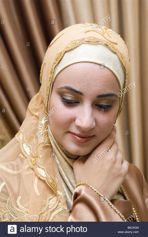 Beautiful Muslim Girl Wearing Hijab Stock Photo Royalty