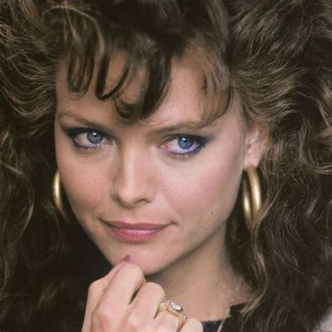 Michelle Pfeiffer Long Hair Styles 1980s Makeup And Hair Hairstyle 2020