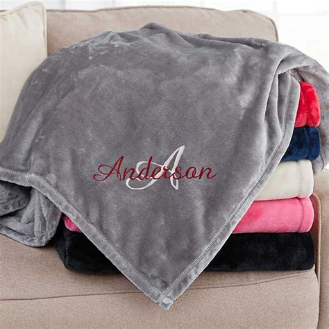 Personalized Sherpa Fleece Blanket Initial And Name Dark Gray Th