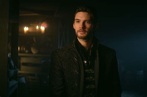 Shadow and bone on netflix has a 15 age rating. Tenebre e Ossa - Foto promozionali e poster della nuova ...