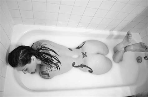 Danielle Colby Nude Bath Porn Pictures Xxx Photos Sex Images 3992904 Pictoa