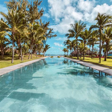 Outrigger Mauritius Beach Resort | Travelbag