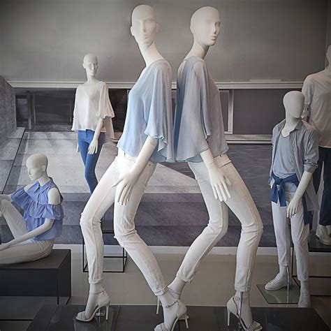 Showroom Redressed With The New Chic Collection Added In Mannequins