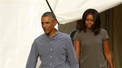 The Obamas Give Back To Their Community National Day Of Service 911