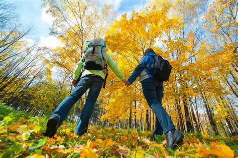 Your Guide to Fall Hiking Trips in PA - Ledges Hotel