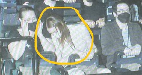 Karen Gillan Didnt Cope Well On The Jurassic World Ride During Her Trip To Universal