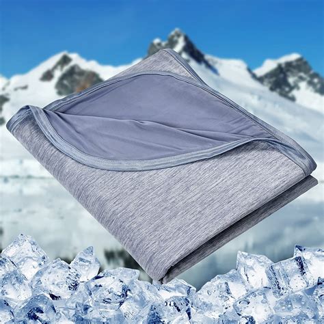 Our Top Picks For Best Cooling Blankets For Hot Sleepers