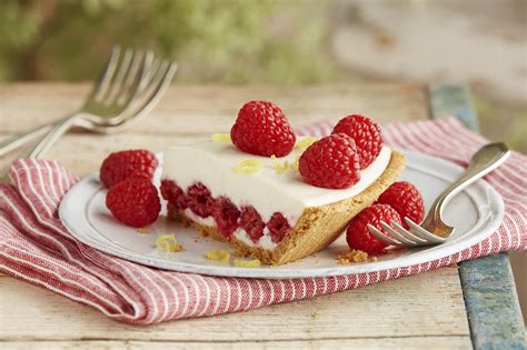 Easy Raspberry Cheesecake Pie Recipe Driscolls
