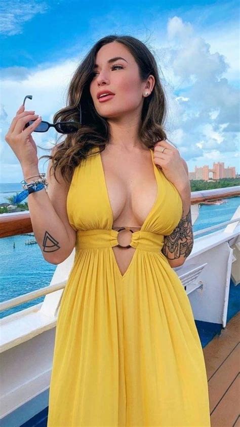 35 Sexy Girls In Sundresses Barnorama