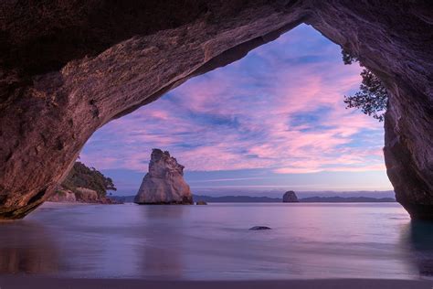 Sunrise At Cathedral Cove New Zealand Newzealand Lan