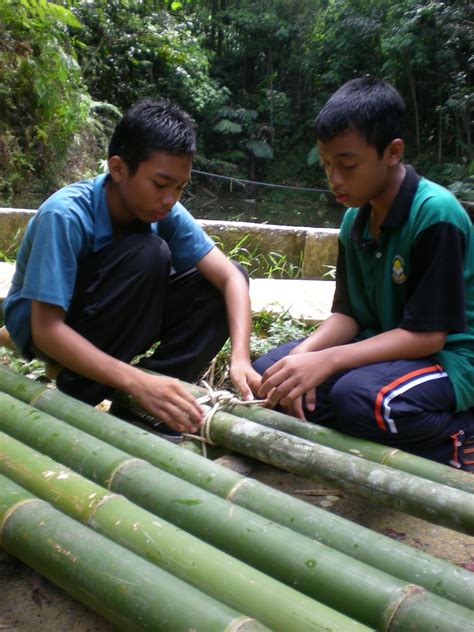 During the journey to dusun eco resort. PSSSMKAKERIAN=): Part 2- Pahang, Dusun Eco Resort