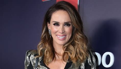 Jacky Bracamontes Marca Su Regreso A Las Telenovelas Con La Suerte De